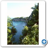 Spectacular local coastline 1.5Km